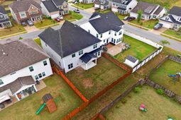 609 Hiawatha Drive  photo 4