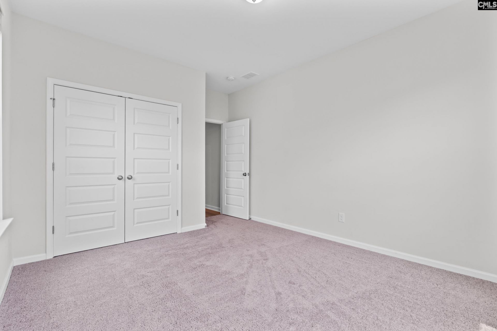 609 Hiawatha Drive  Photo 32
