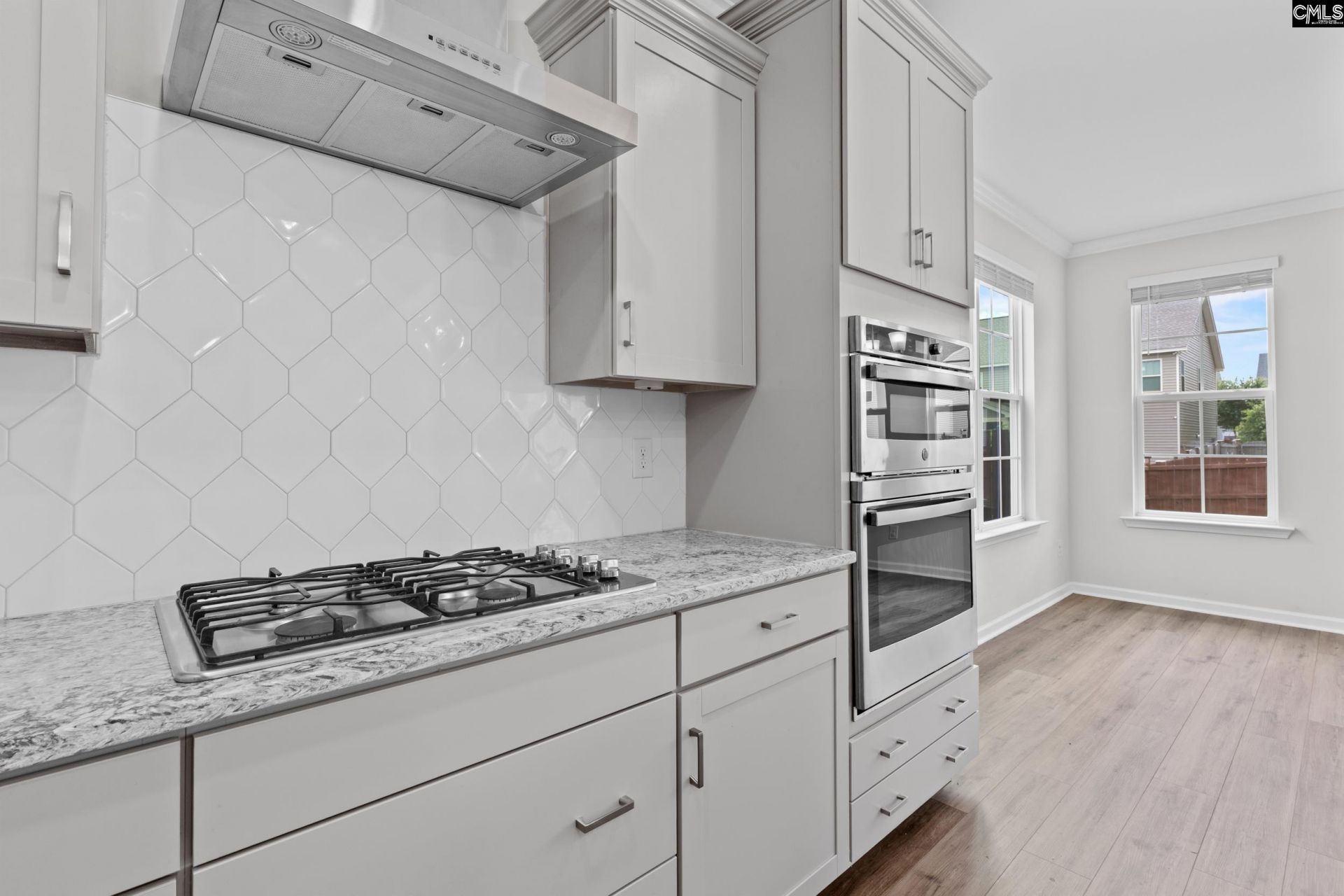609 Hiawatha Drive  Photo 9