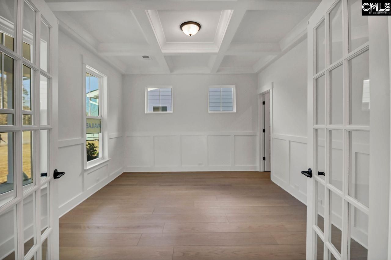 126 Clubside Drive  Photo 6