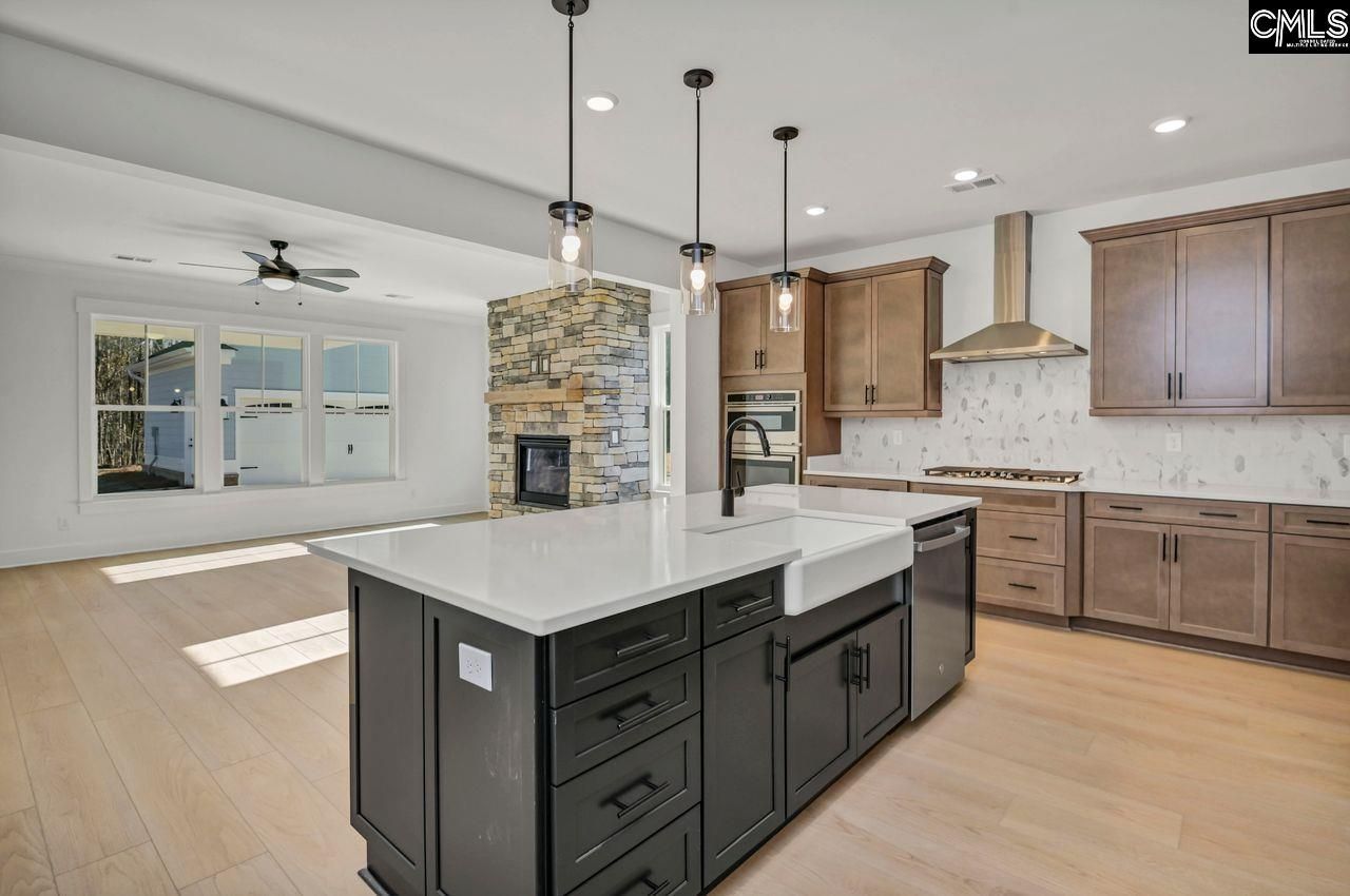 126 Clubside Drive  Photo 8