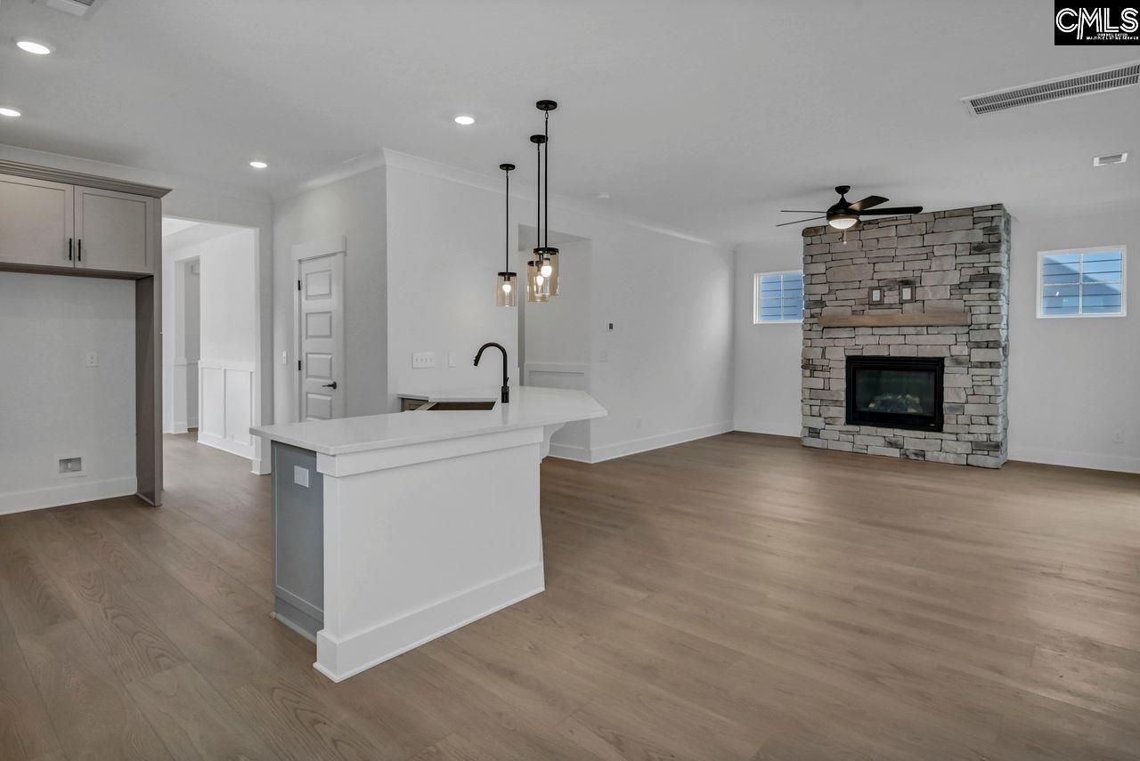 134 Clubside Drive  Photo 10
