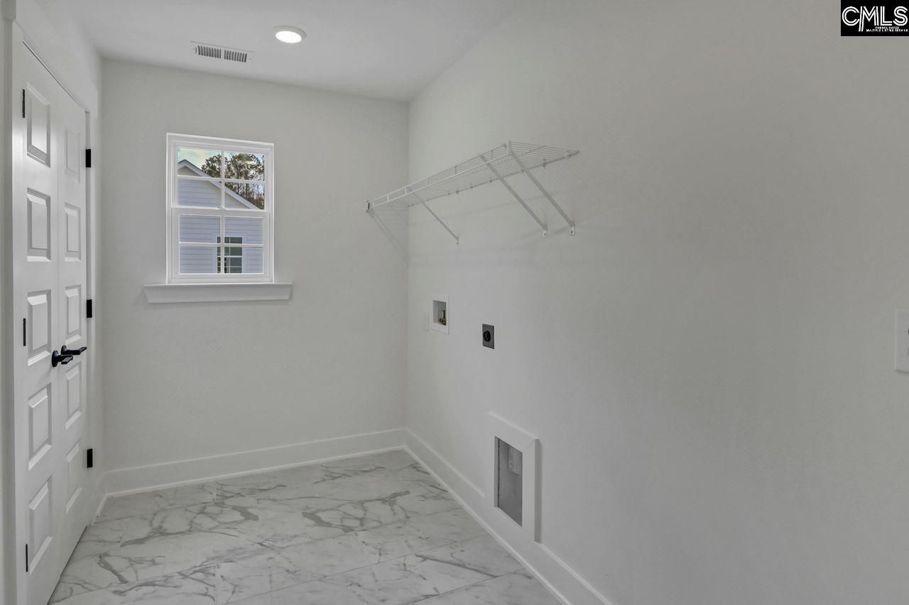 134 Clubside Drive  Photo 16