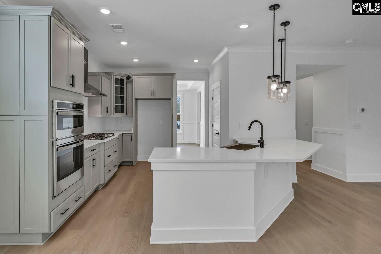 134 Clubside Drive  Photo 9