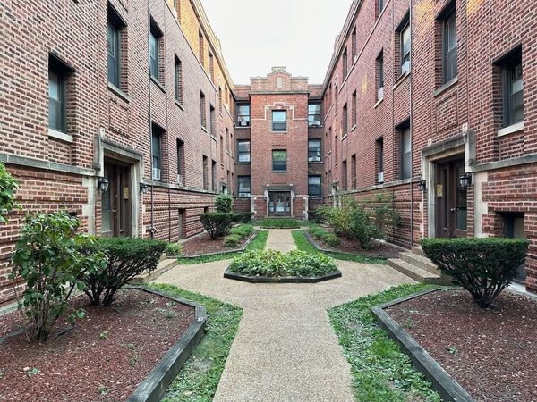 933 W Sunnyside Avenue , Unit 1N, Chicago, IL 60640