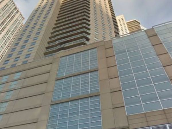 545 N Dearborn Street , Unit 2102, Chicago, IL 60654