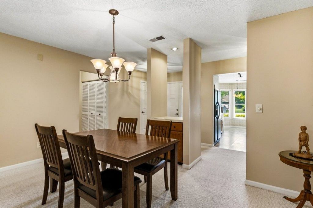 107 Mayberry Ln.  Photo 10