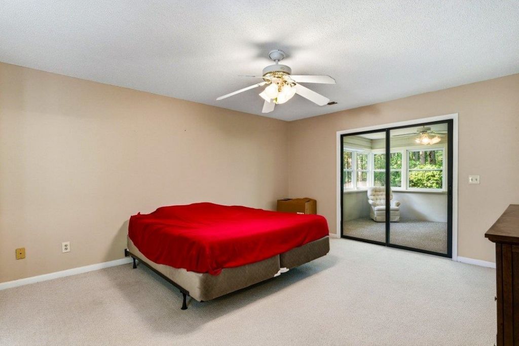 107 Mayberry Ln.  Photo 12