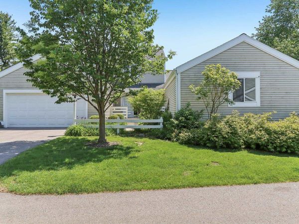 19 Oak Creek Trail, Madison, WI 53717