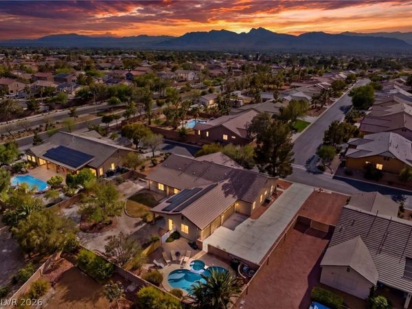 8088 Winchester Bluff Street , Las Vegas, NV 89131