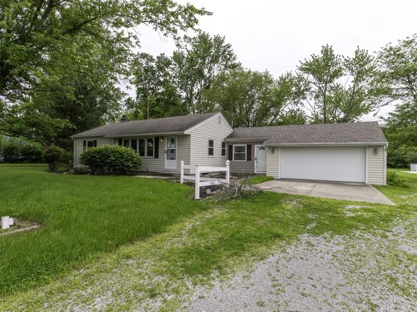 10630 Marion Center Road, Fort Wayne, IN 46819