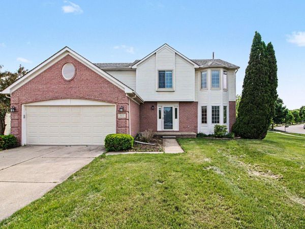 312 Redrock Court, Ann Arbor, MI 48103
