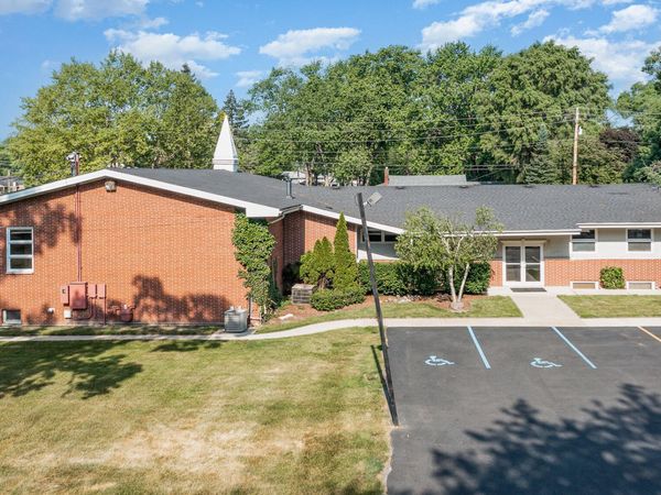 939 S Wisconsin Street , Hobart, IN 46342