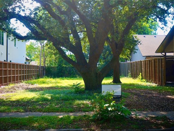 7221 Kaywood Drive, Dallas, TX 75209