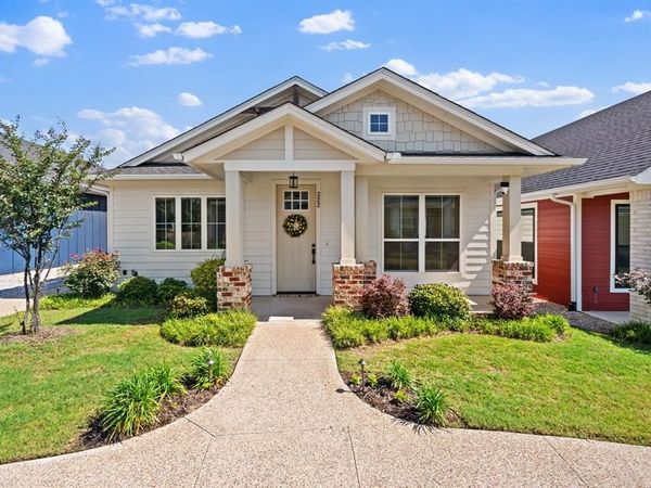 322 Woodside Trail, Waxahachie, TX 75165