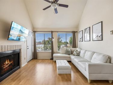 3129 Sondra Drive, Unit 206, Fort Worth, TX 76107