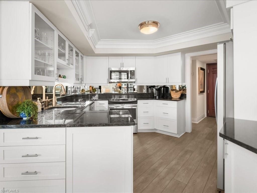 4551 Gulf Shore Blvd N, Unit 1606, Naples, FL 34103 Photo
