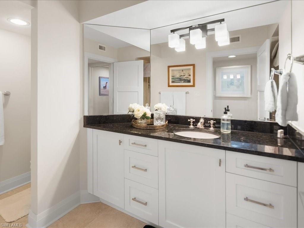 4551 Gulf Shore Blvd N, Unit 1606, Naples, FL 34103 Photo