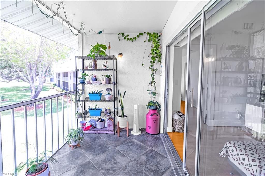 1330 Derbyshire Ct, Unit E203, Naples, FL 34116 Photo