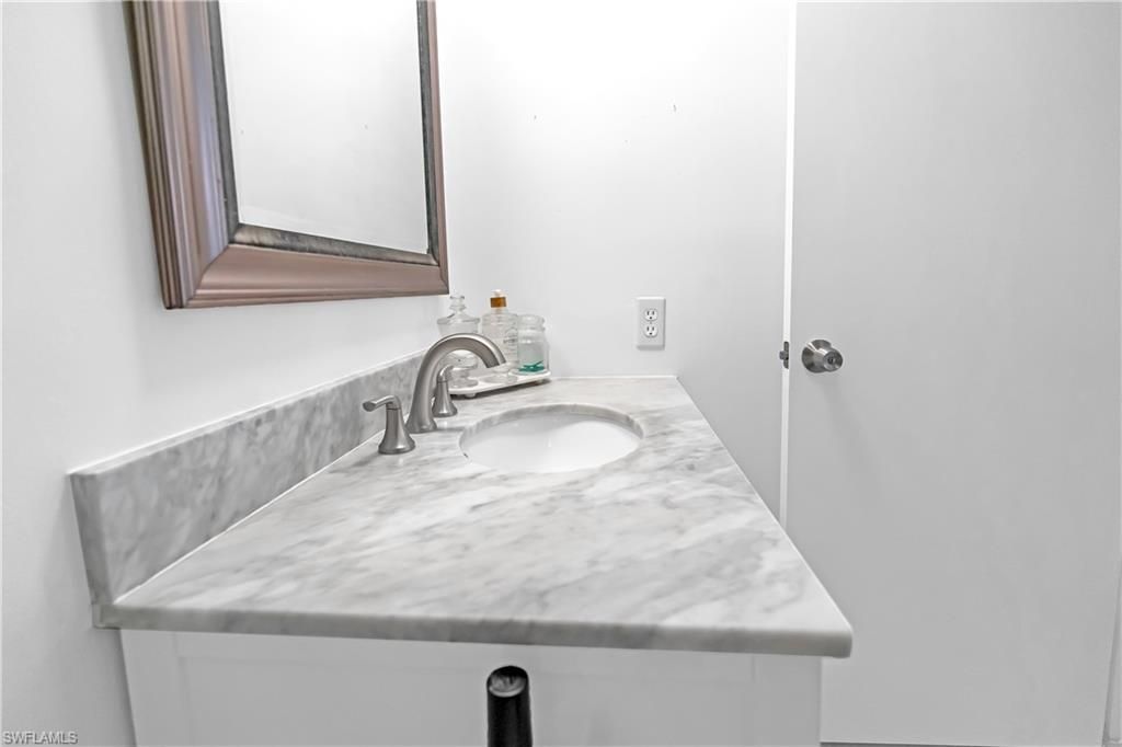 1330 Derbyshire Ct, Unit E203, Naples, FL 34116 Photo