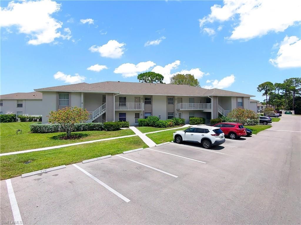 1330 Derbyshire Ct, Unit E203, Naples, FL 34116 Photo