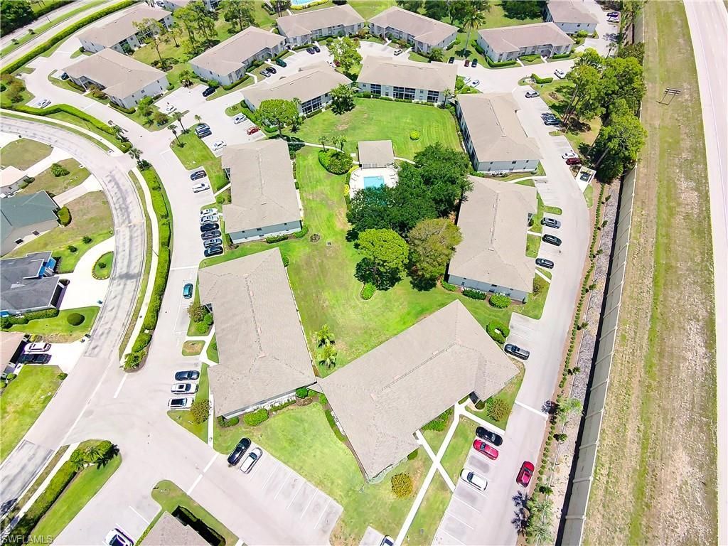 1330 Derbyshire Ct, Unit E203, Naples, FL 34116 Photo