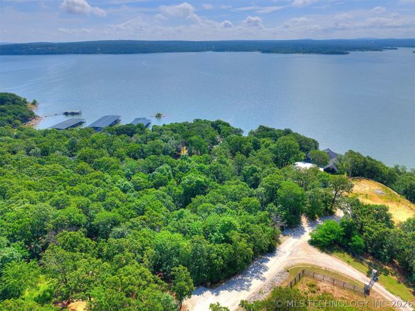 305 Stone Ridge Road , Eufaula, OK 74432