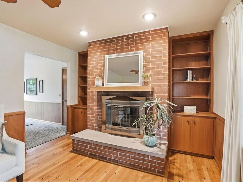 5546 Satinwood Drive , Columbus, OH 43229 Photo 10