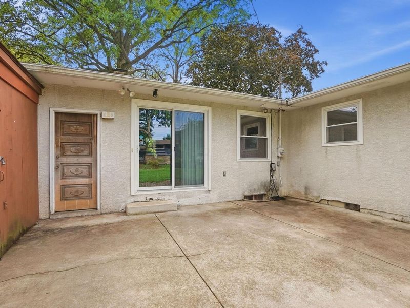 5546 Satinwood Drive , Columbus, OH 43229 Photo 36
