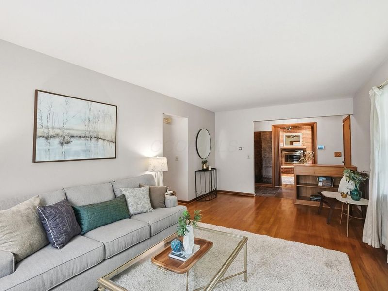 5546 Satinwood Drive , Columbus, OH 43229 Photo 5