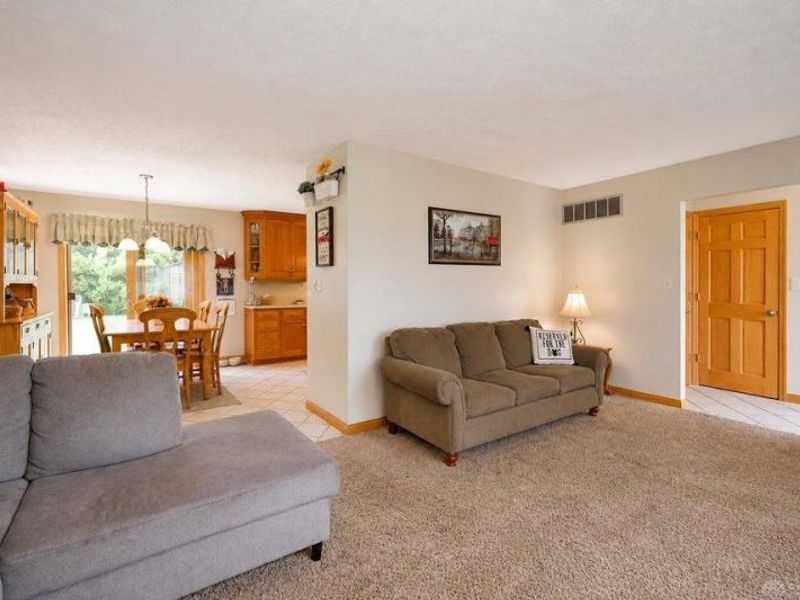 4401 Mumper Road, Springfield, OH 45502 Photo 9