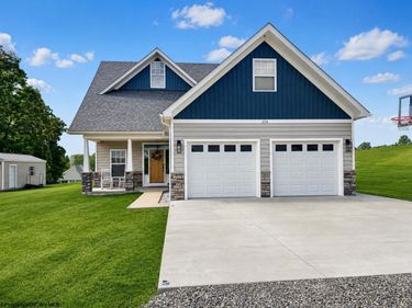 154 Thornberry Lane, Ellamore, WV 26267