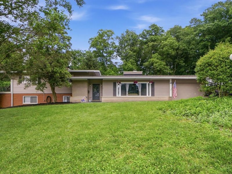 716 Shelley Drive, Batavia, OH 45103 Photo 1