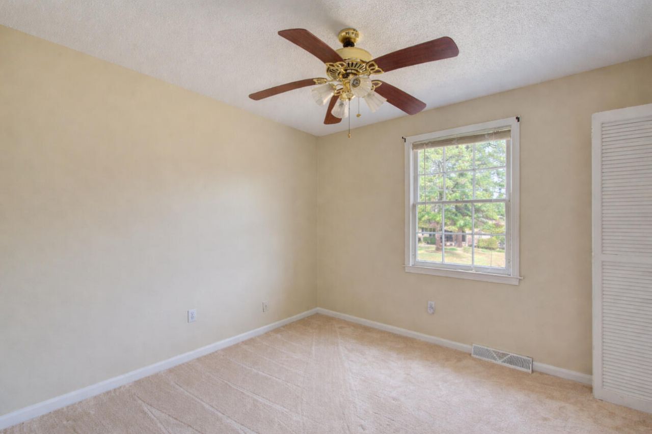 1339 Kiki Way Photo 37