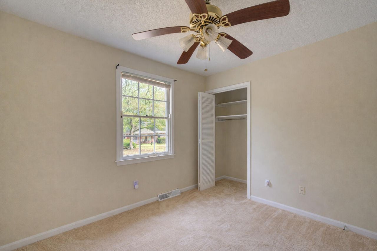 1339 Kiki Way Photo 38