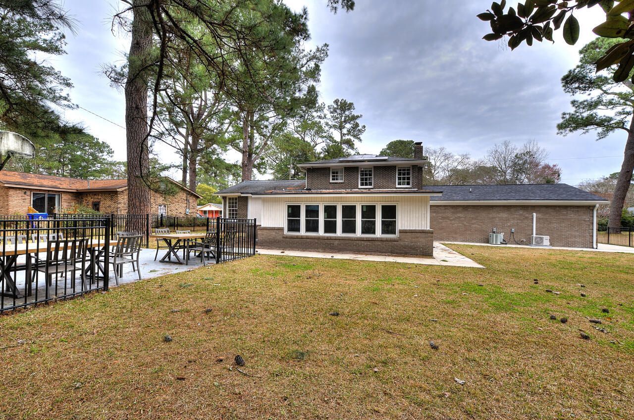 1339 Kiki Way Photo 7