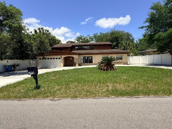 1645 FOREST HILLS Road, Jacksonville, FL 32208