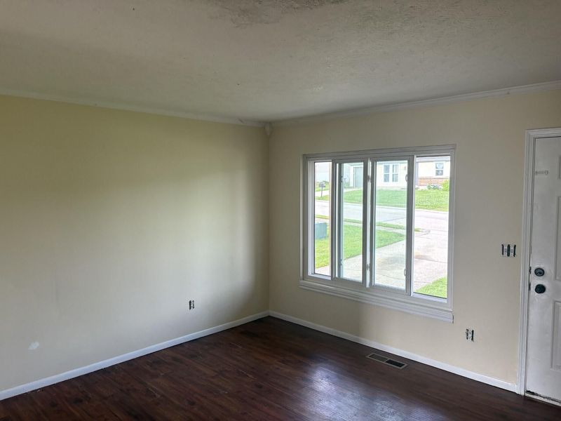 4013 Hunters Green Drive, Florence, KY 41042 Photo 3