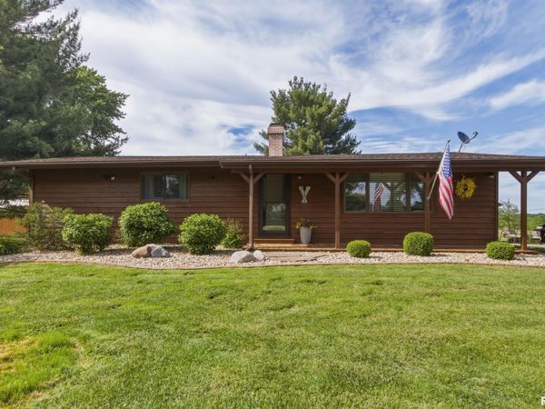 173 WILKINS Circle, Avon, IL 61415
