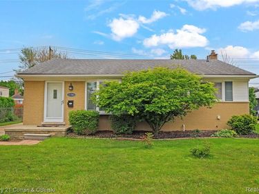 31741 Lonnie Boulevard , Westland, MI 48185