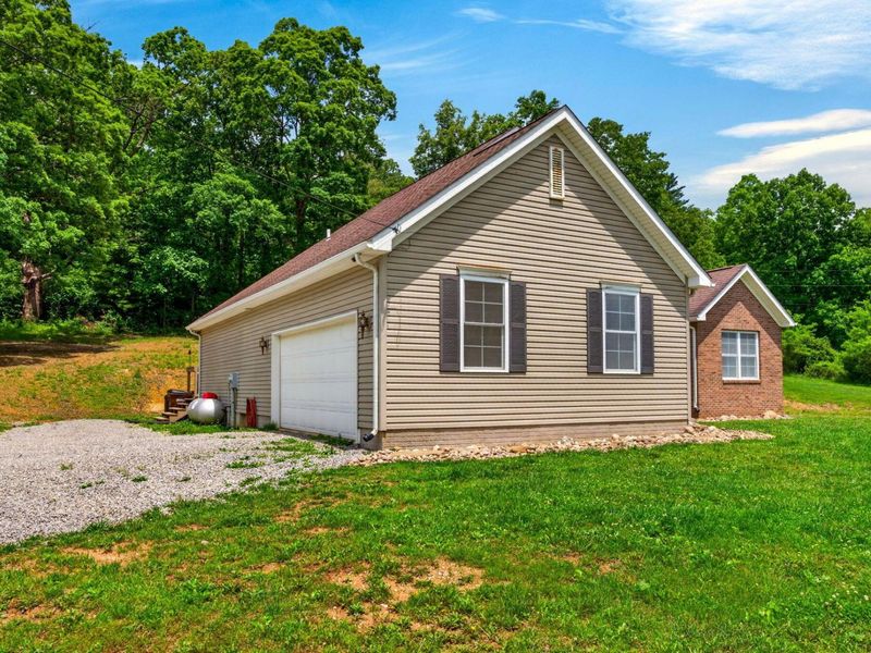 9805 Beaver Pike , Jackson, OH 45640 Photo 7