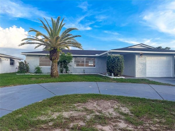 5626 MOOG ROAD , HOLIDAY, FL 34690