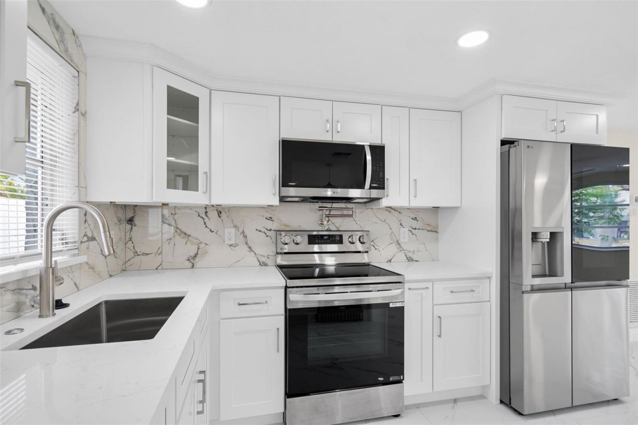 5626 Moog Road, Holiday, FL 34690 Photo