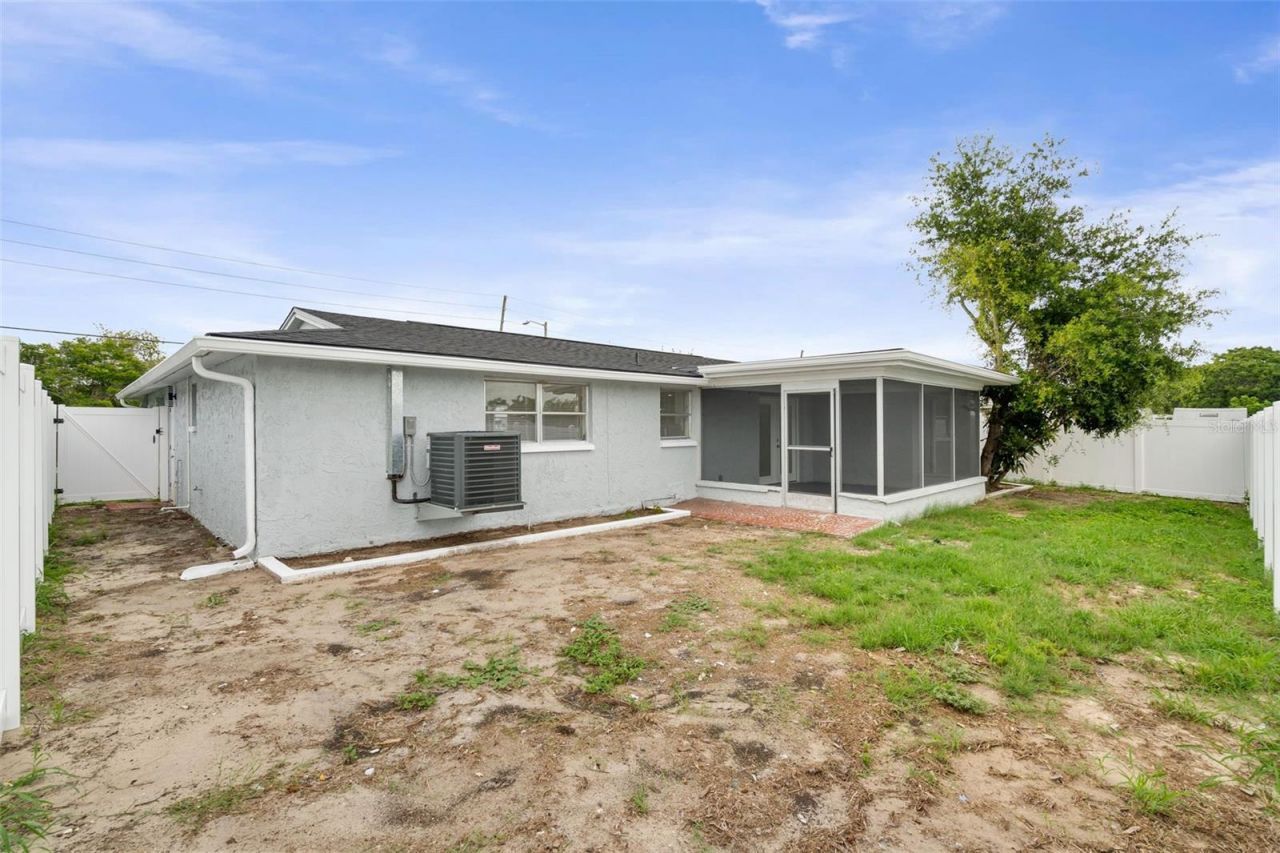 5626 Moog Road, Holiday, FL 34690 Photo