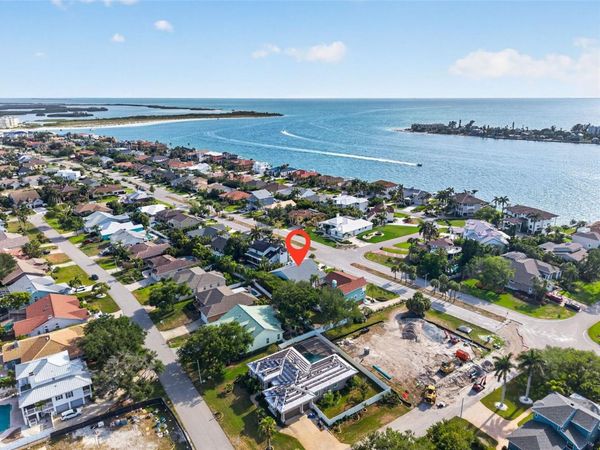 615 MONTE CRISTO BOULEVARD , ST PETERSBURG, FL 33715