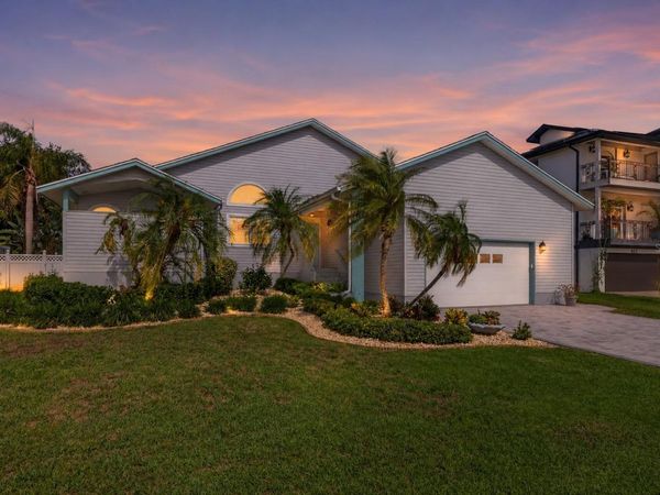 615 MONTE CRISTO BOULEVARD, ST PETERSBURG, FL 33715
