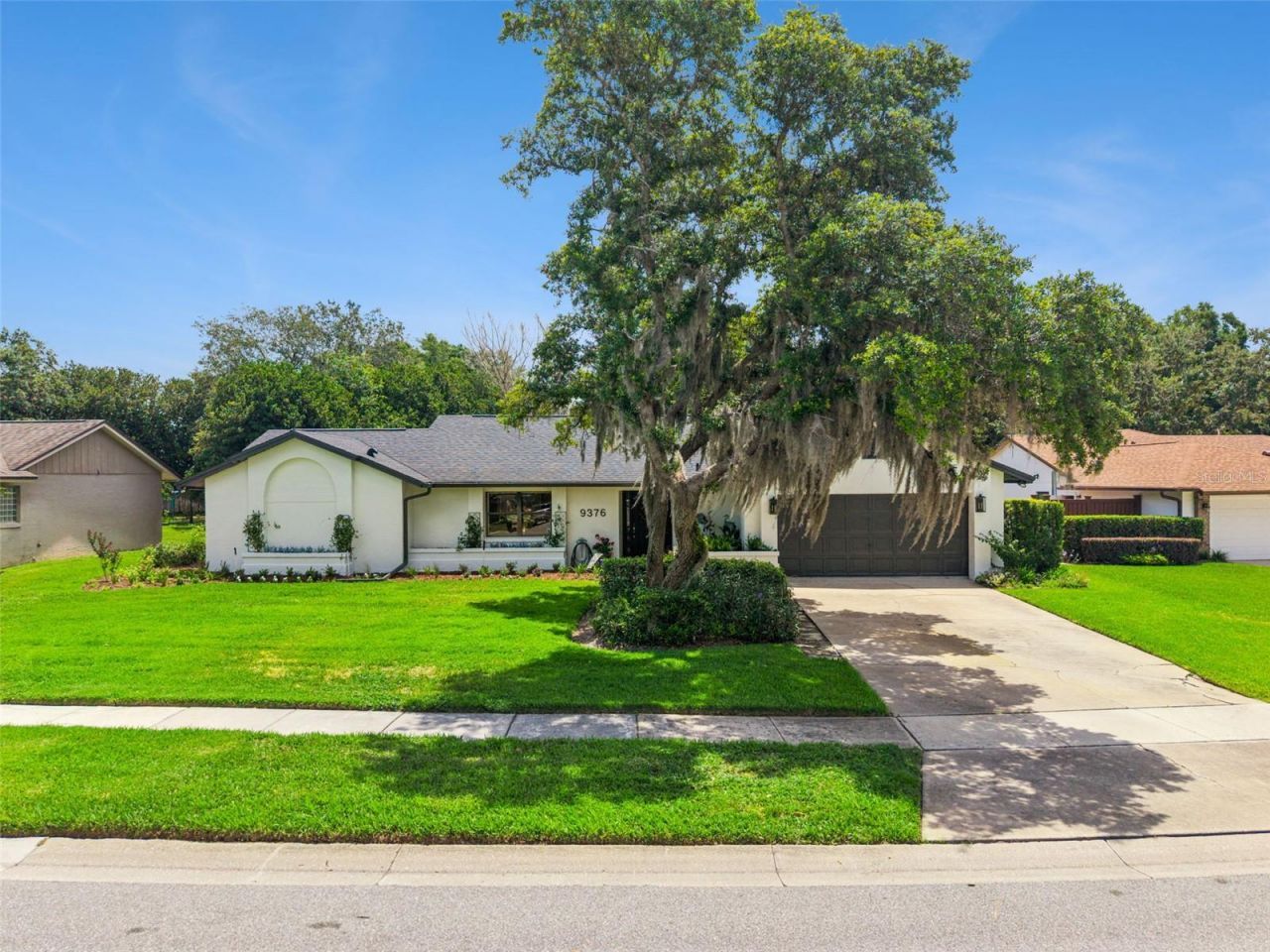 9376 Woodbreeze Boulevard, Windermere, FL 34786 Main Photo