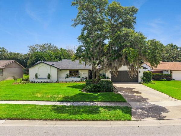 9376 WOODBREEZE BOULEVARD , WINDERMERE, FL 34786