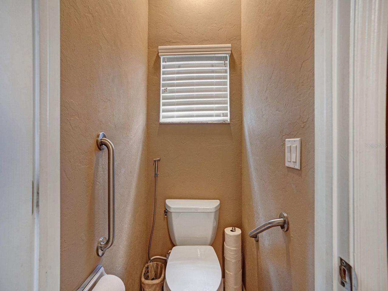 16270 Forest Mist Court, Alva, FL 33920 Photo