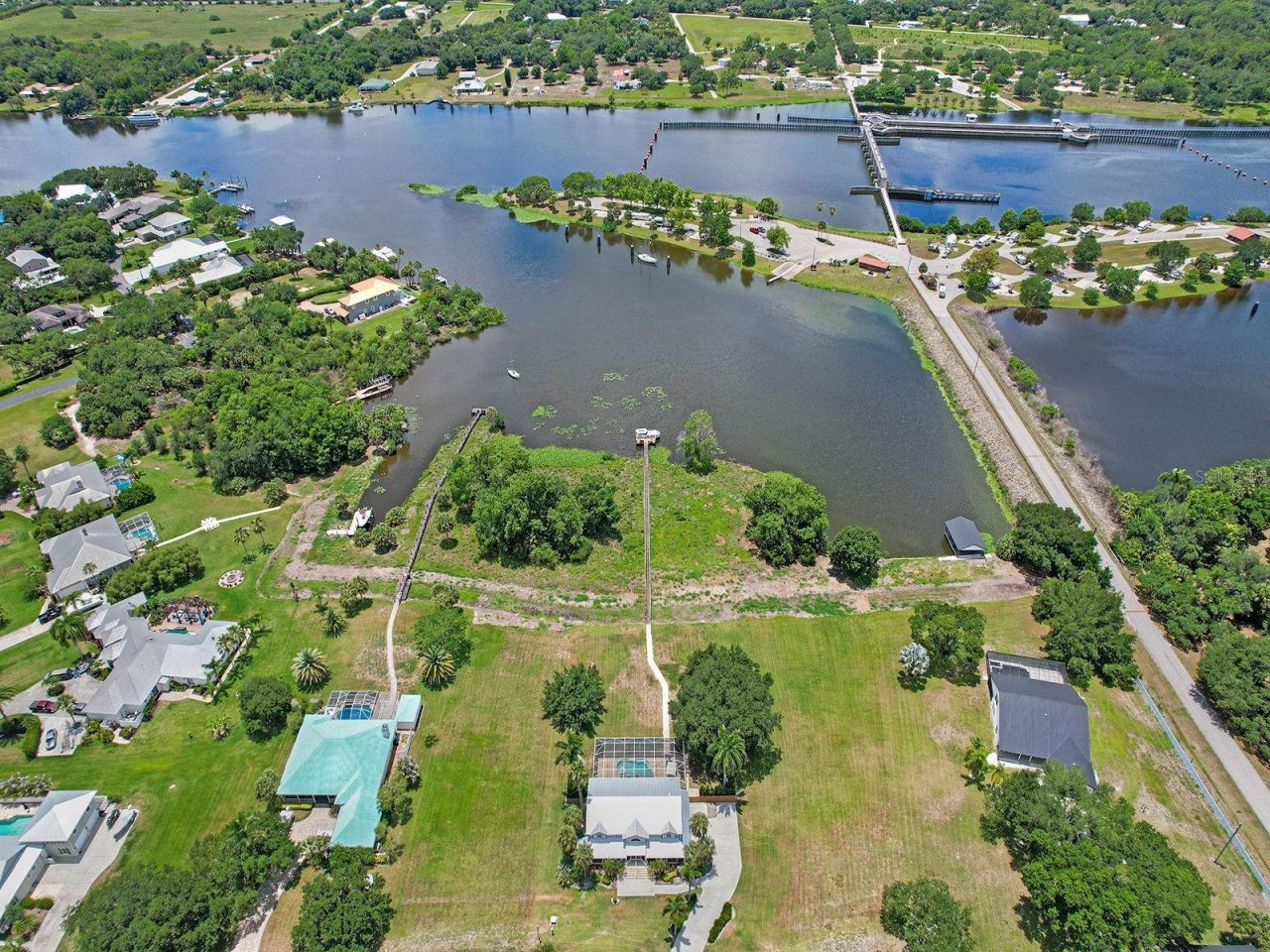 16270 Forest Mist Court, Alva, FL 33920 Photo